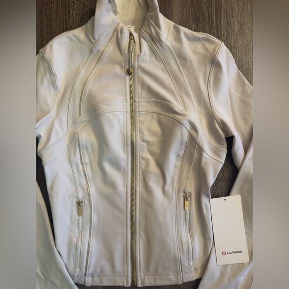 Lululemon cropped define jacket, Bone. Size 6. Limited holiday sparkle edition. - Picture 7 of 12